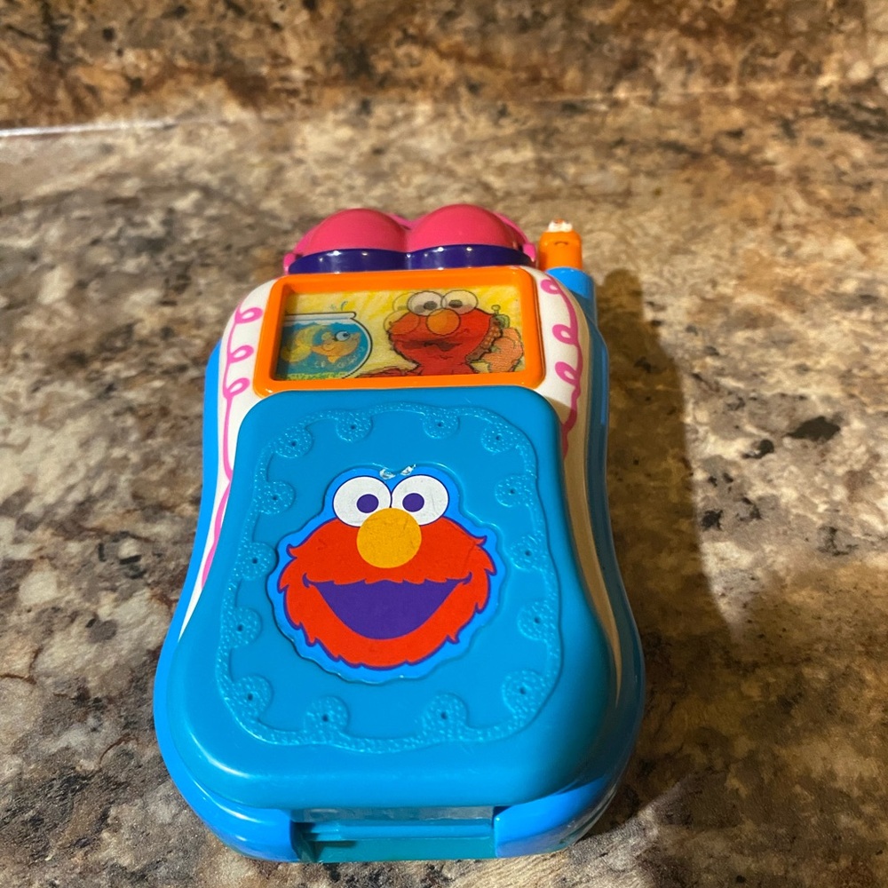 Vintage Sesame Street Elmo Handheld Toy – Working Condition – Kids Activity Game
